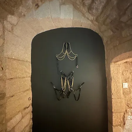 La Pandora מלון אהבה